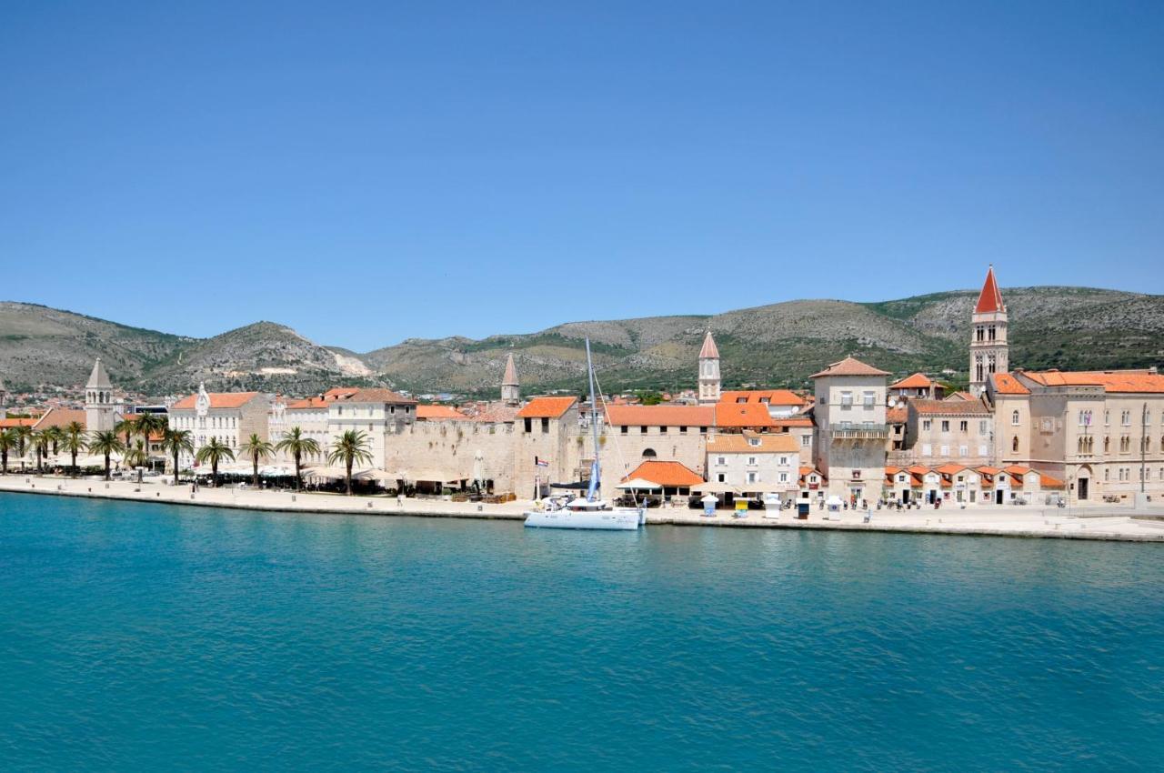 Heritage Hotel Vila Sikaa Trogir Exterior foto