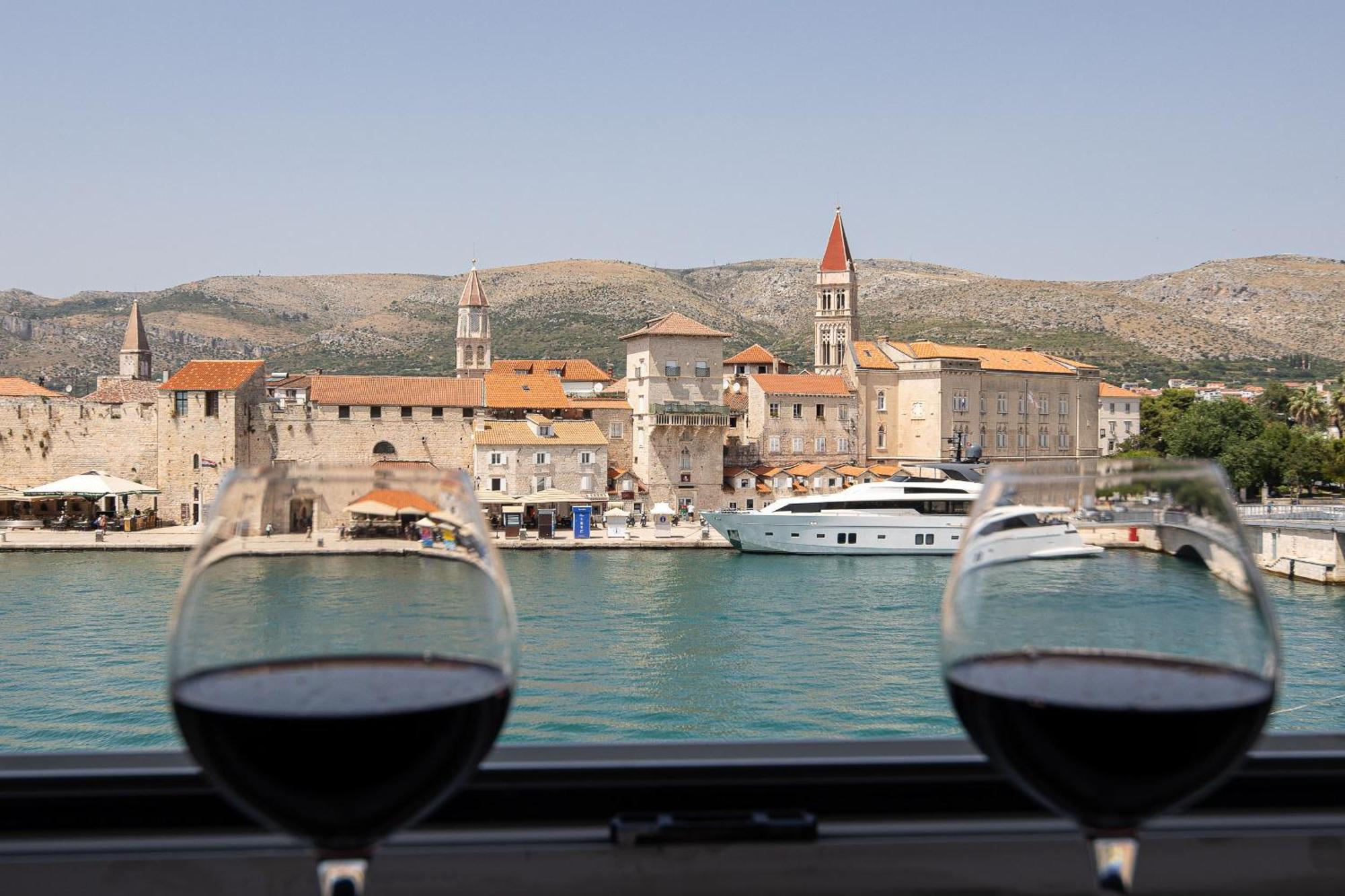 Heritage Hotel Vila Sikaa Trogir Exterior foto