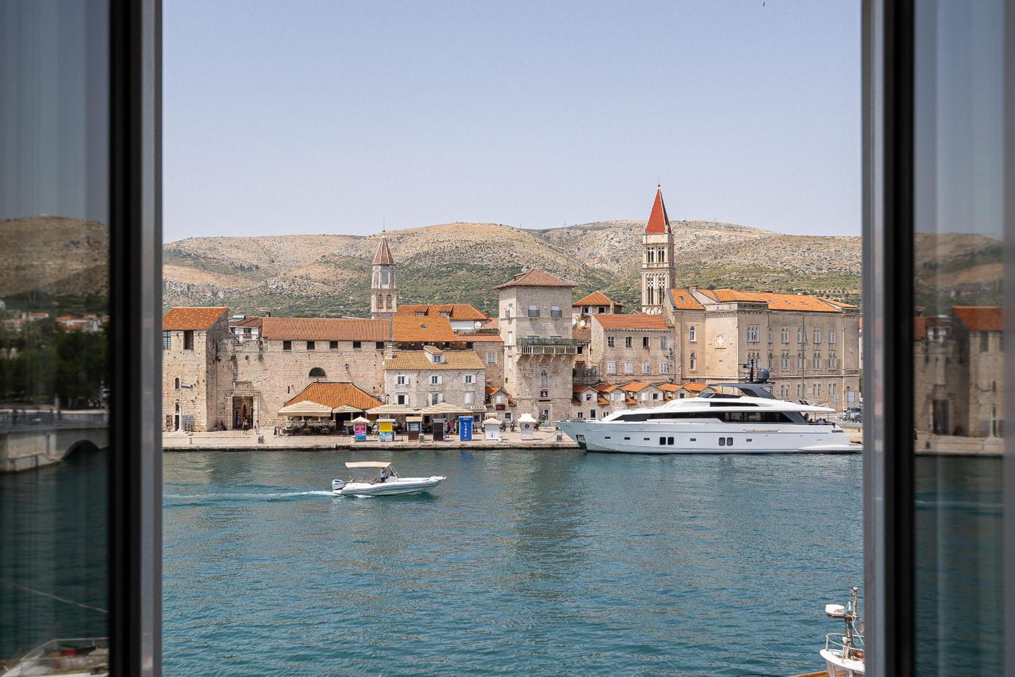 Heritage Hotel Vila Sikaa Trogir Exterior foto